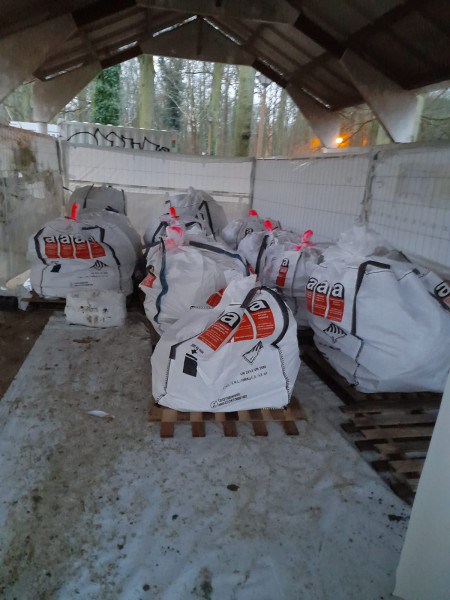 Zone de stockage des déchets à Marines